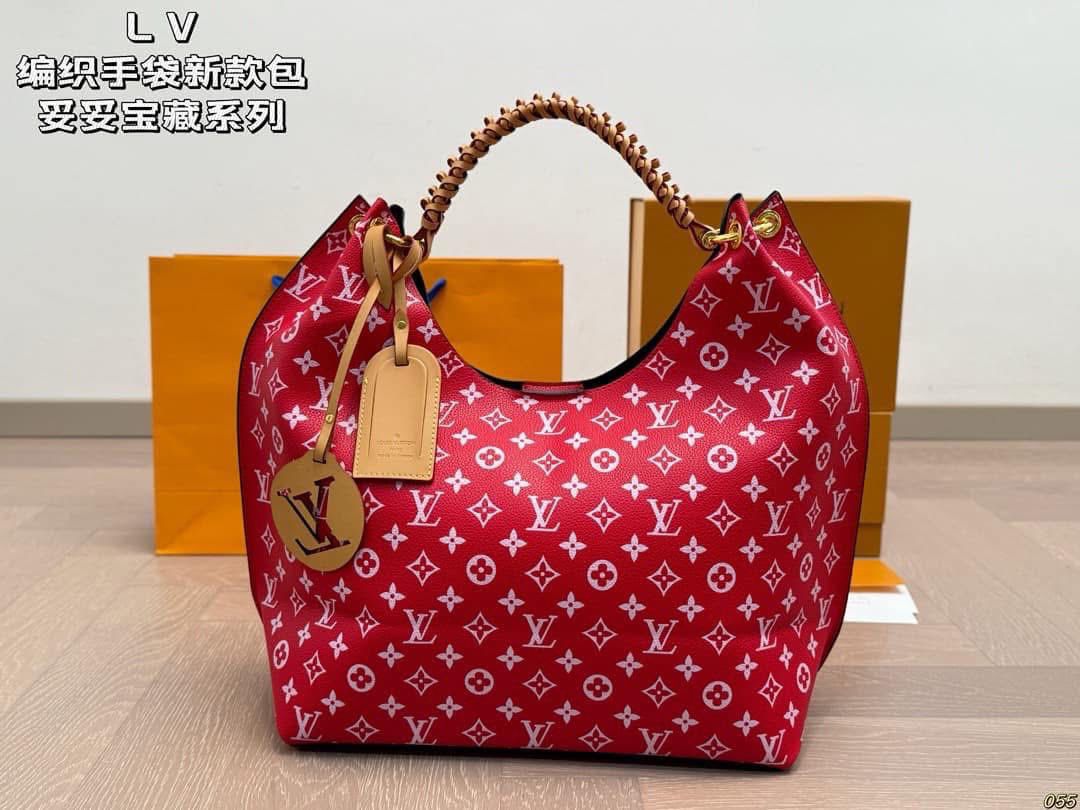 WhatsApp Image 2025-09-10 at 09.42.34 Red and White Mahina Hobo - Image 1