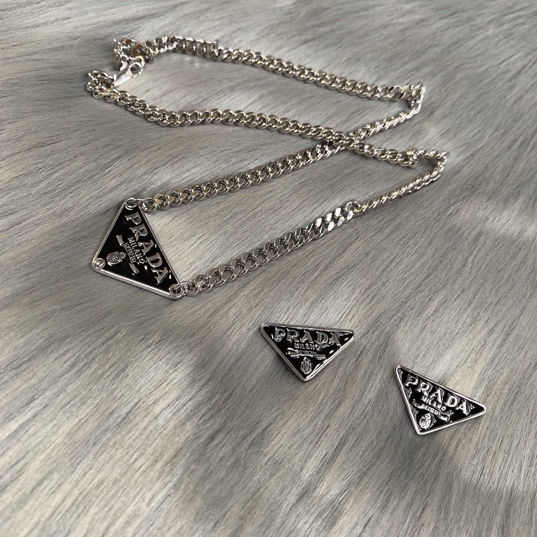 Image 602 Logo 2pc Set - Image 1