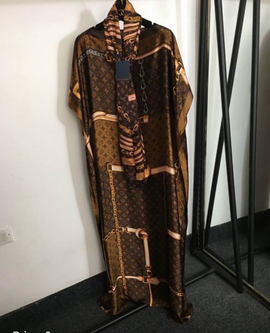 WhatsApp Image 2025-09-21 at 03.33.00 Mono Logo Moo Moo - Image 1